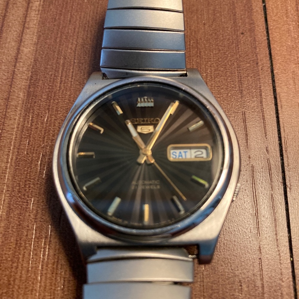 Seiko Automatic 7S26-8760 Self Winder Gray Sunburst Dial Runs Smooth 21 Jewel